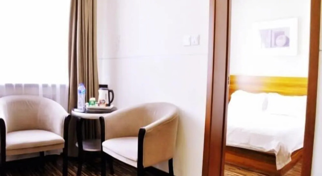 Люкс Business Jinjiang Inn Style - Harbin Qiulin Yida 1st Hospital