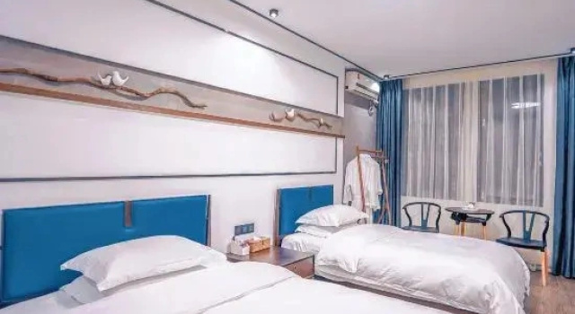 Suite Guan Ying Yard