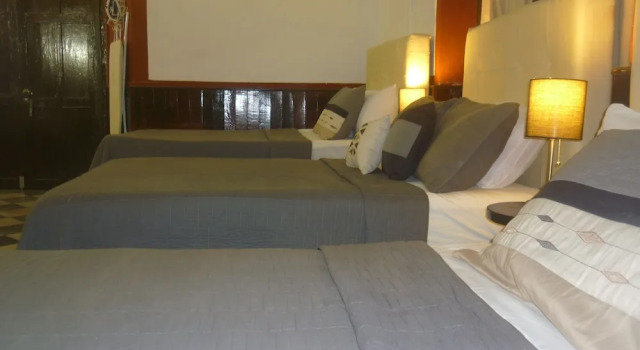 Трёхместный номер Standard c 1 комнатой Hotel Maya Ah Kim Pech