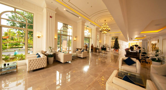 Mercure Nha Trang Beach