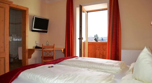 Двухместный номер Standard с балконом Hotel Rietzer Hof