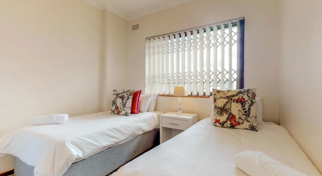Blouberg Bliss - Beach Condo, Book Hotel Hoteller i Table View med parkering, Parkering