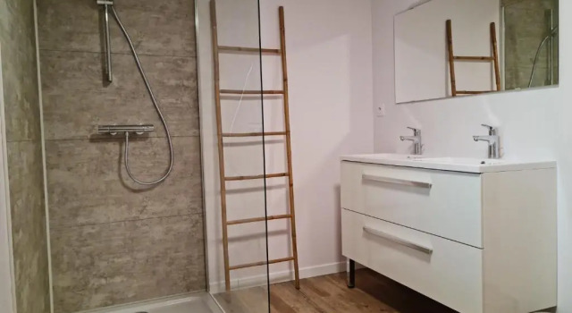 Коттедж Villa 4 M spacieuse avec piscine