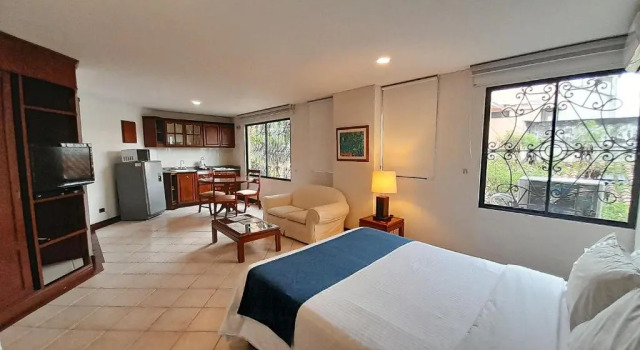 Полулюкс Deluxe Travelers Apartamentos Y Suites Cali Castellon