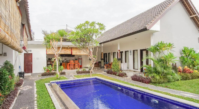 Wahyu Guest House, Reservar Casa de hóspedes Hotéis em Bali com piscina, Piscina