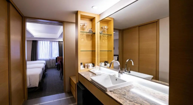 Трёхместный номер Standard Seoul Garden Hotel
