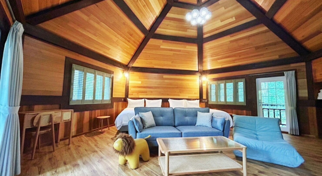 Neljän hengen Mökki parvekkeella vuoristomaisema Senboard Manor