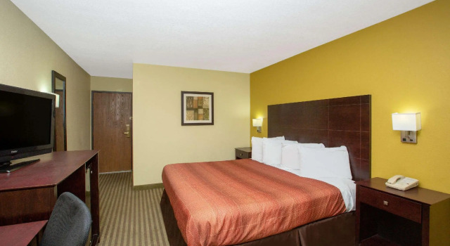 Двухместный номер Standard Quality Inn Council Bluffs I-80