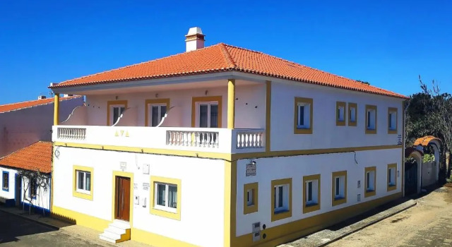 Casa Mar Azul, Забронировать Отель Вила-Нова-де-Милфонтеш Побережье Алентежу, рядом с Прайя даш Фурнаш