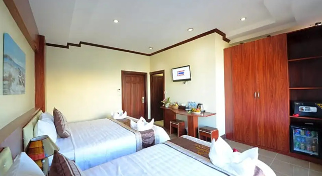 Семейный номер Standard с балконом Vientiane Luxury Hotel