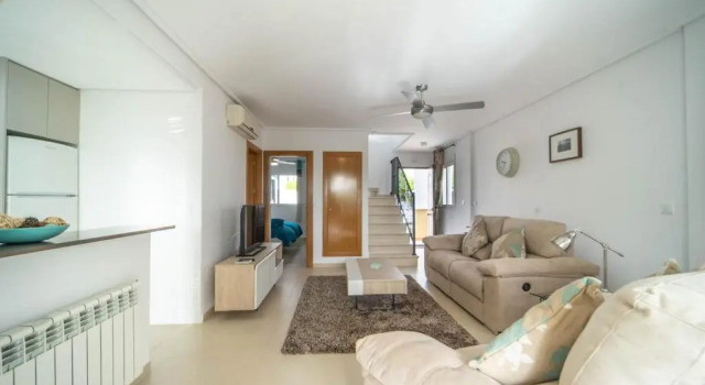 Modern Stunning Townhouse on La Torre Resort 2 Bedroom 2 Bathroom - LA72LT, Varaa Lomakeskus Roldan Murcia