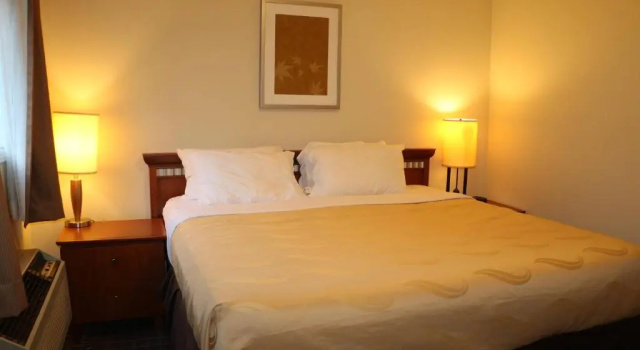 Семейный люкс Quality Inn & Suites 1000 Islands