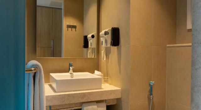 Двухместный номер Standard Holiday Inn Express & Suites Bengaluru Old Madras Road by IHG