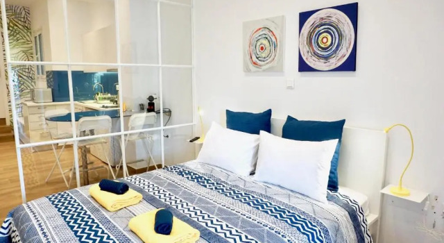 Charming Sunny Studio in Athens