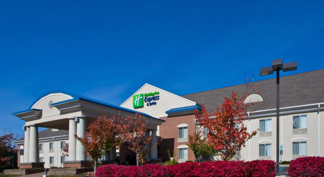 Run of House Holiday Inn Express Hotel & Suites Waterford by IHG