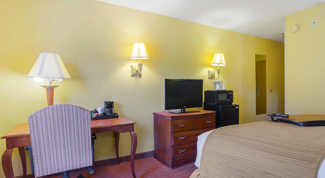 Номер Standard SureStay Plus Hotel by Best Western Durham Medical Center