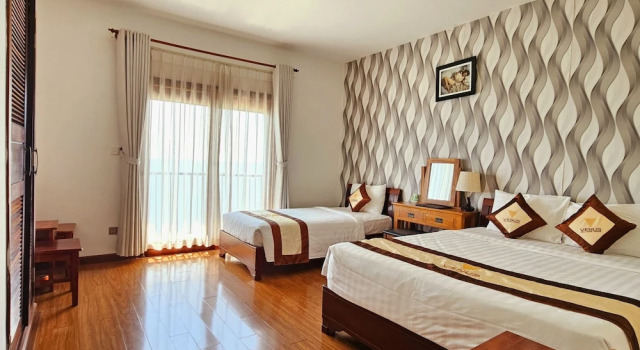 Двухместный номер Deluxe с балконом и с видом на море Venus Phu Quoc Hotel