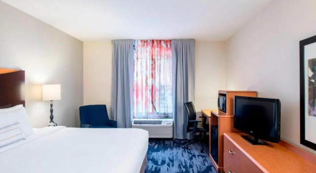 Номер Standard Fairfield Inn & Suites by Marriott Winnipeg