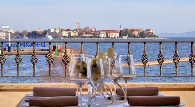 Двухместный номер Standard с балконом и с видом на море Hotel Niko