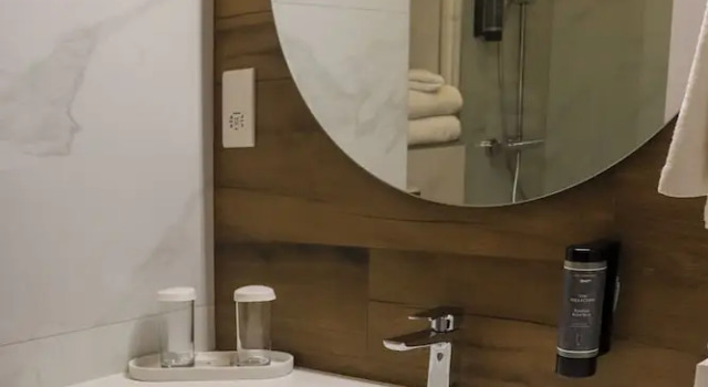 Трёхместный клубный номер Standard Great National South Court Hotel