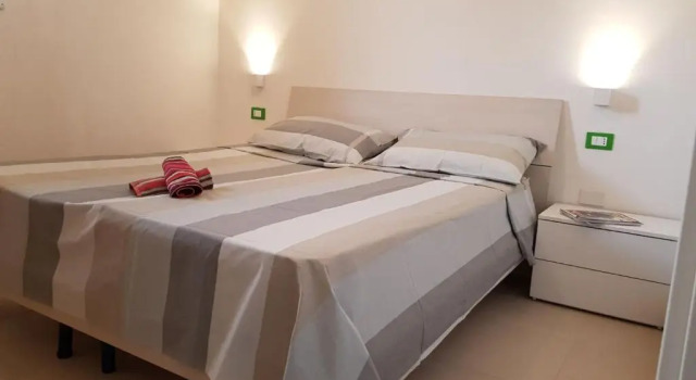 Charming Apartment In Central Location With Air Conditioning, Pets
