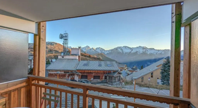 Студия Nice cosy studio with balcony at the heart of L'Alpe d'Huez - Welkeys