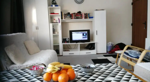 Apartment Mirza, Забронировать Апартаменты/квартира Отели Власич с парковкой, Парковка