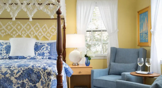 Двухместный коттедж Deluxe Seven Sea Street Inn