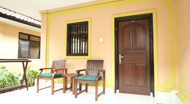 Lusa Hotel, Varaa Hotelli Legian Badung