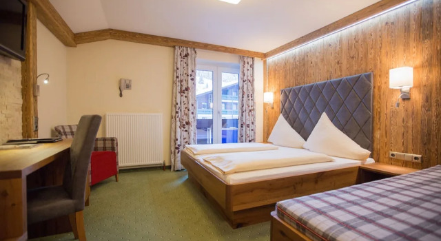 Двухместный номер Standard c 1 комнатой с балконом и с видом на горы Hotel Ennskraxblick