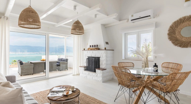 Top Floor Apartment with a Sea View Terrace, Minutes Away From the Sea