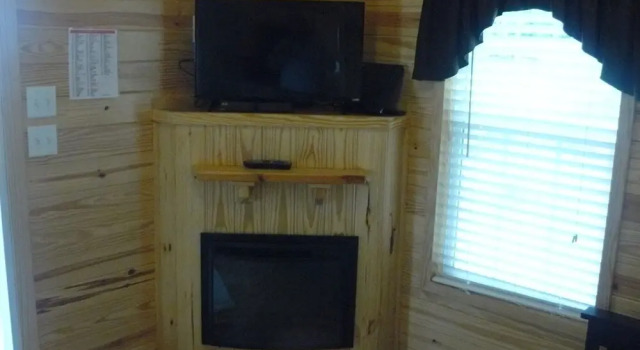 Lake Guntersville State Park RRM Cabins, Boek Hotel Guntersville Alabama
