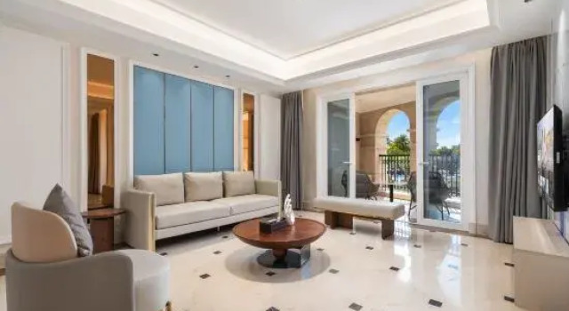 Семейный люкс с 4 комнатами Sanya Yifan Yunshu Holiday Hotel (Sanya Bay Coconut Dream Corridor Airport)