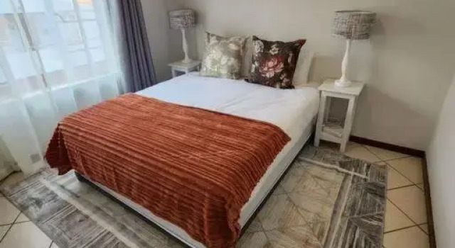 Elegant 2 bed apartment next to Gautrain Centurion, Boek Appartement Centurion 