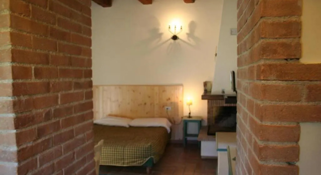 Borgo Di Fonni, Varaa Hotelli Sellano Umbria