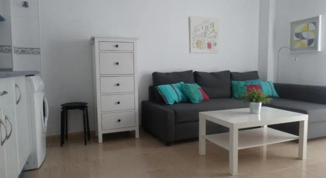 Málaga Apartamentos - Refino, 36, Забронировать Апартаменты/квартира Малага - центр Малага, рядом с Музей Кармен Тиссен