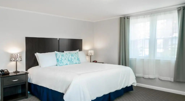Студия Kittery Inn & Suites