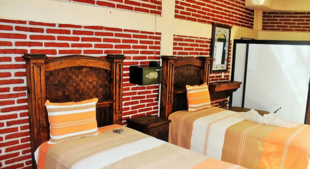 Трёхместный номер Standard River Side Hotel