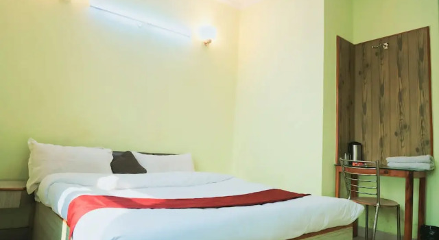 Номер Superior Hotel Shaurya By Sharma 0nline Solution Haridwar