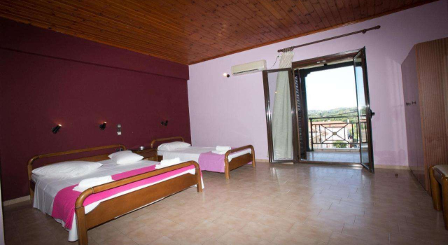 Petania Hotel & Apartments