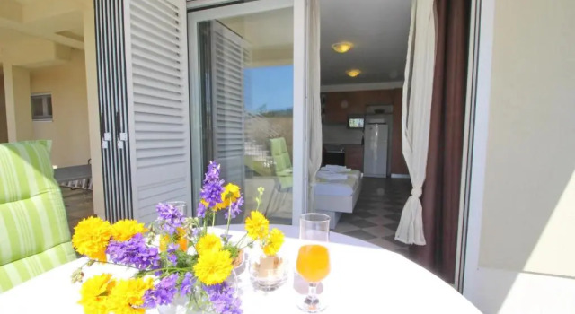 Студия Apartments Gusti