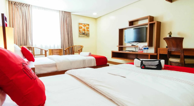 RedDoorz Plus near Vito Cruz Manila