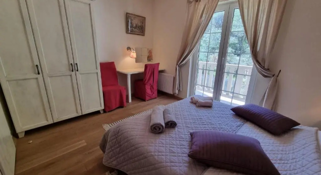 Apartments Serenity, Rezerwuj Apartament Hotele w Split-Dalmatia County z parkingiem, Parking