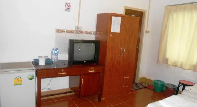 Phetmanixay Hotel