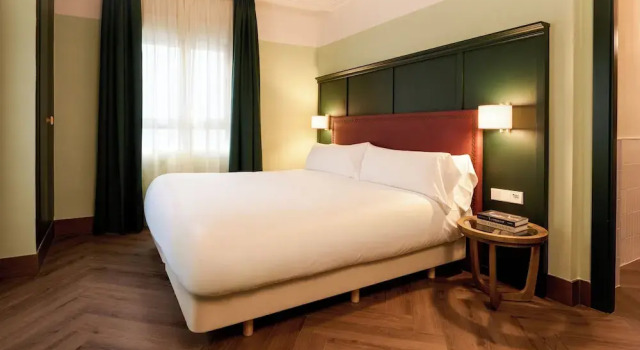 Номер Superior с балконом Honest Granada Hotel