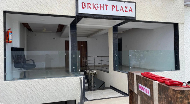 Treebo Bright Plaza & Spa, Забронировать Отель Недорогие отели штата Махараштры, недорого