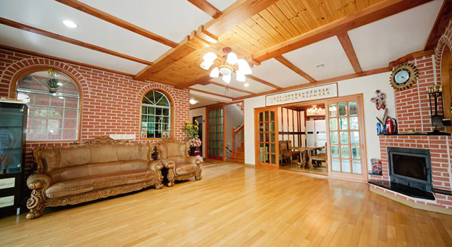 Gyeongju Lakeside Waltz Pension, 预订 酒店 庆州 庆尚北道