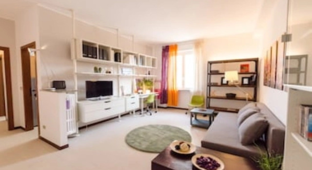 RotApartment Monza, Buchen Sie Ferienwohnung Hotels im Zentrum von Monza, hotels im Zentrum von Monza