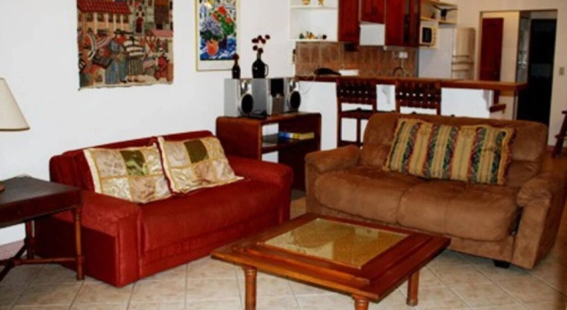 1BR With Ocean Views - Ideal for Couples, Rezerwuj Apartament Hotele w Playa Flamingo z basenem, Basen