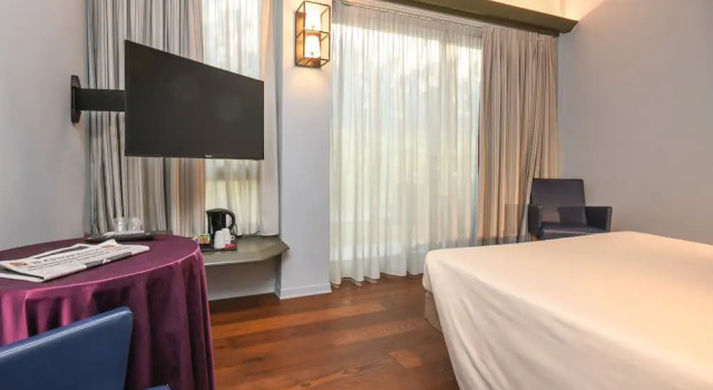 Номер Premium с балконом Hotel City